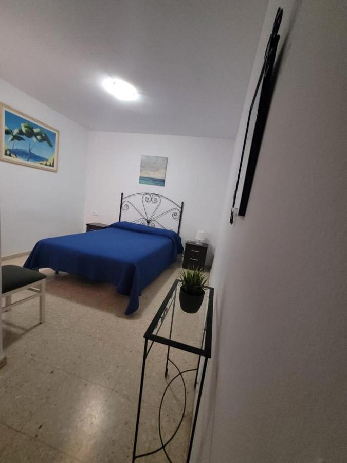 Hostal Mediterraneo Torre Del Mar Extérieur photo