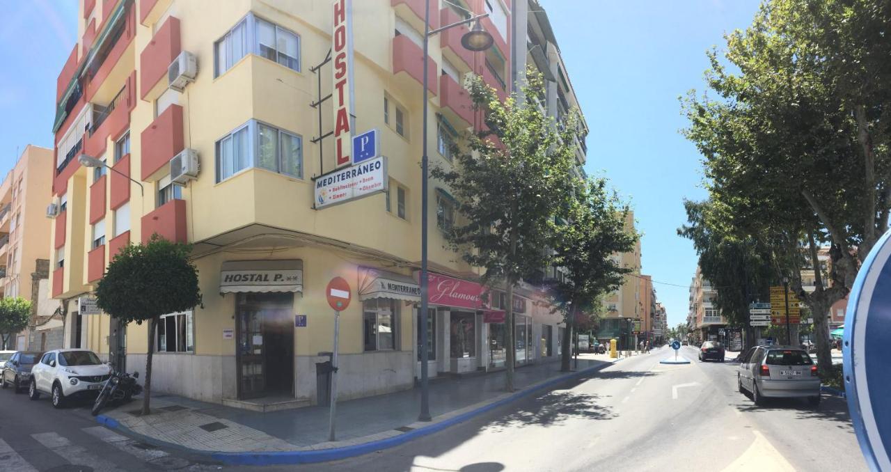 Hostal Mediterraneo Torre Del Mar Extérieur photo