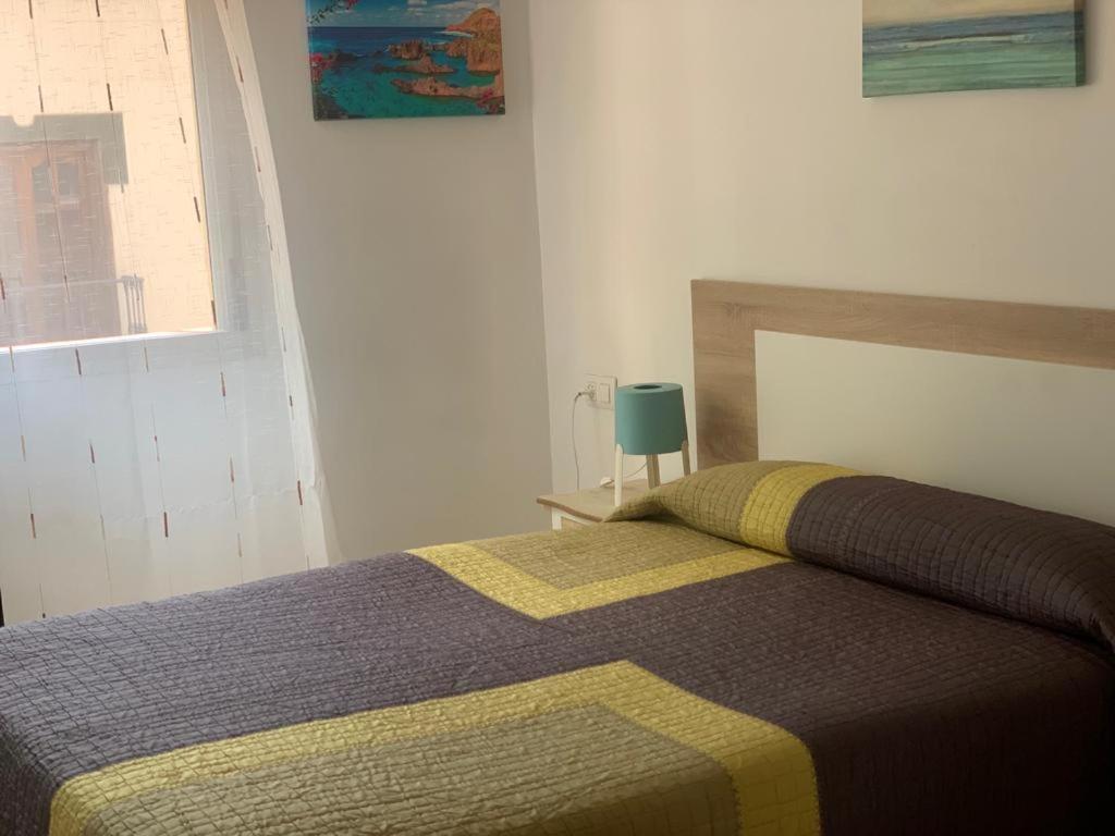 Hostal Mediterraneo Torre Del Mar Extérieur photo