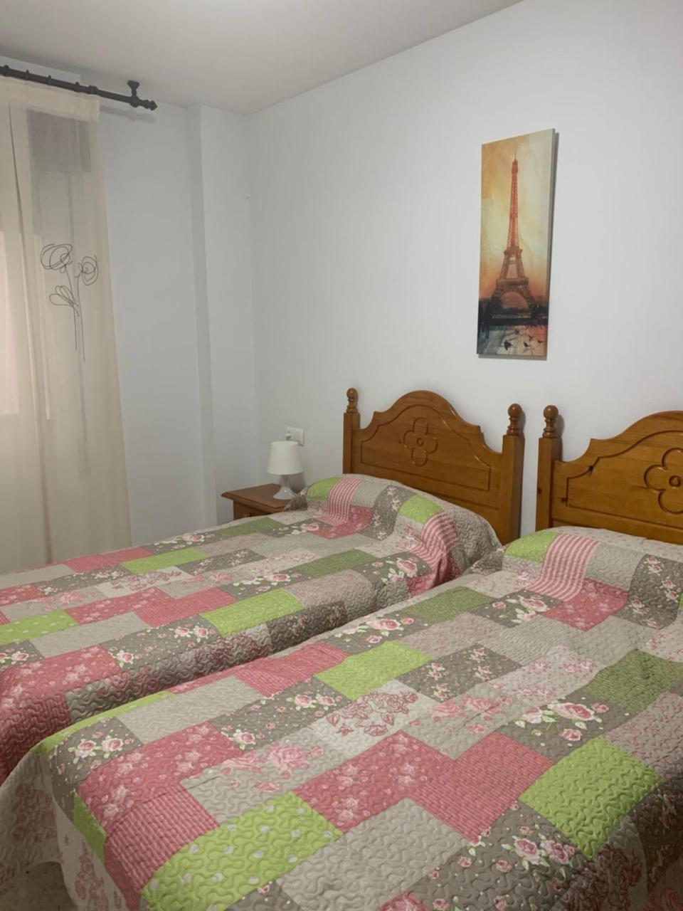 Hostal Mediterraneo Torre Del Mar Extérieur photo